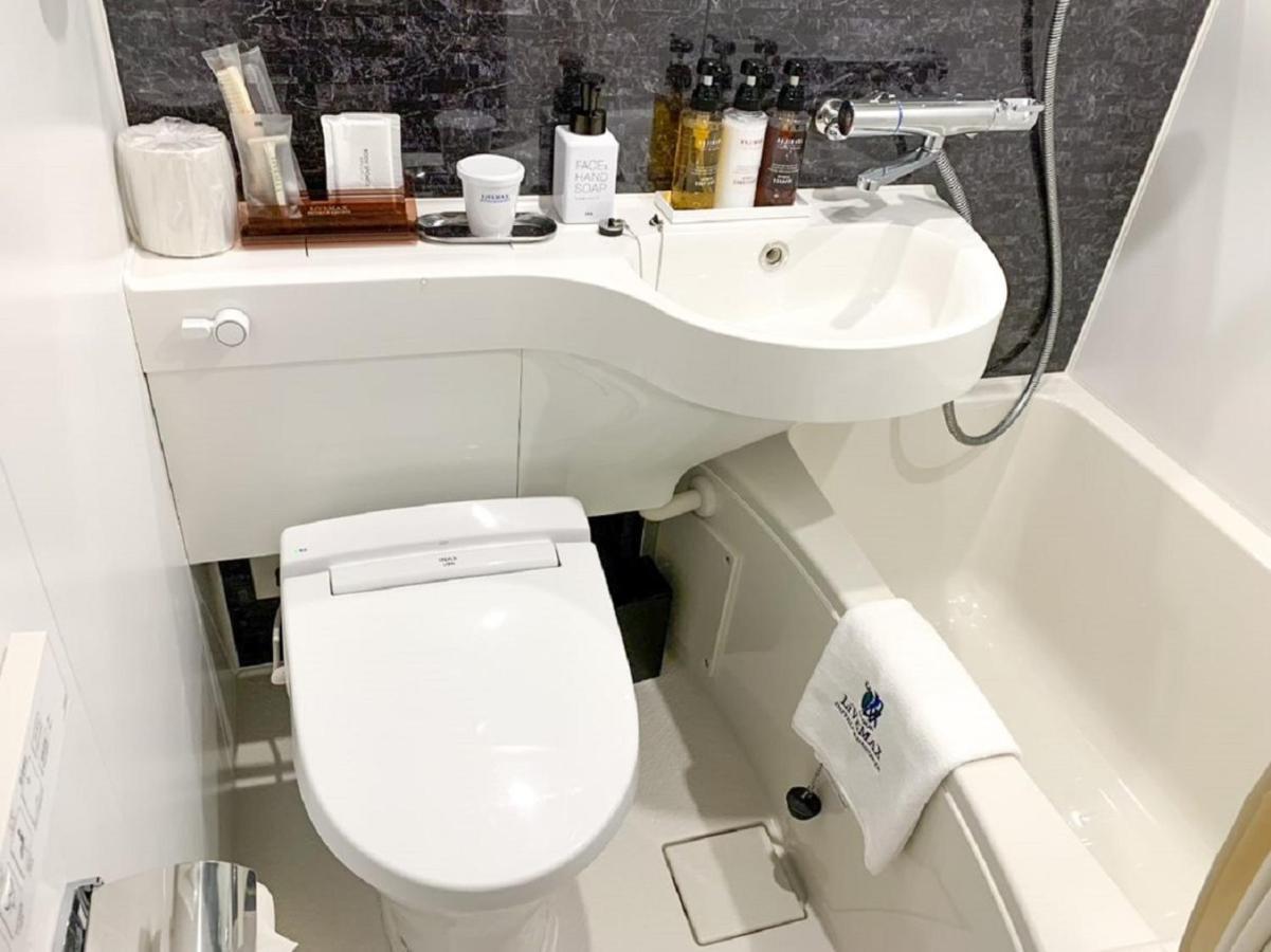 Hotel Livemax Kyoto Nijojonishi Екстер'єр фото