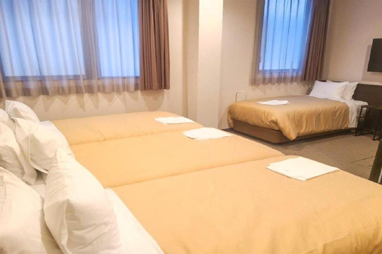 Hotel Livemax Kyoto Nijojonishi Екстер'єр фото