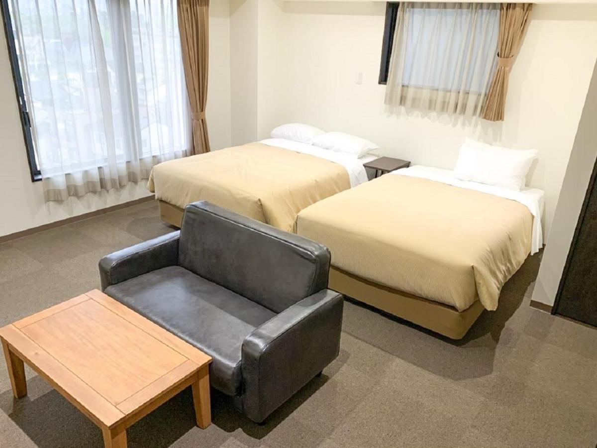 Hotel Livemax Kyoto Nijojonishi Екстер'єр фото